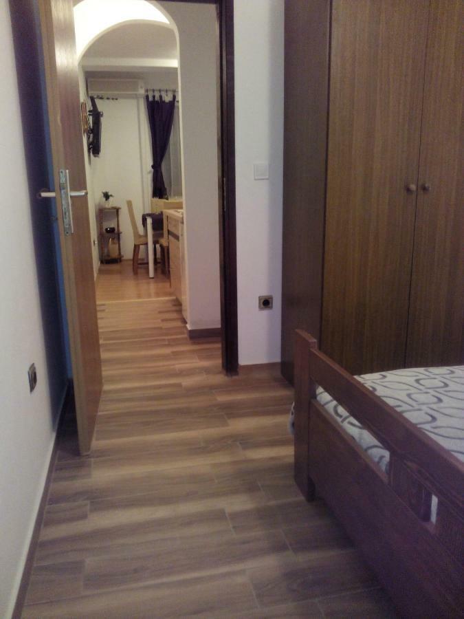 Apartment Artusi Pula Exterior foto