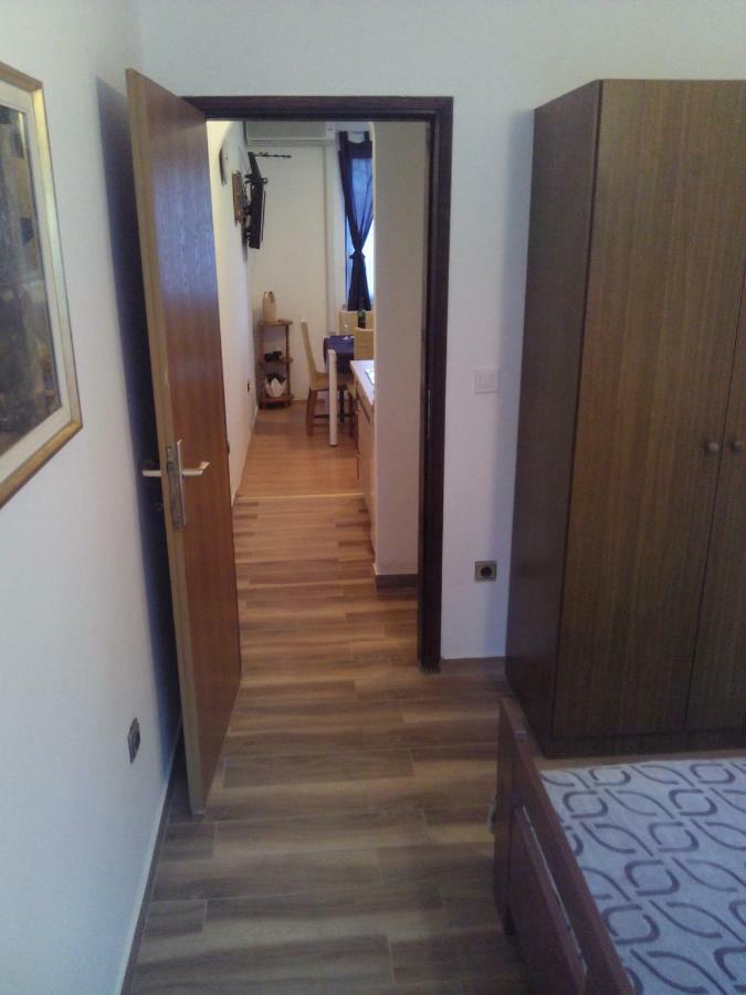 Apartment Artusi Pula Exterior foto